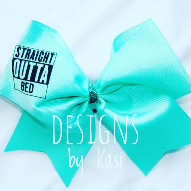 dbk_bows's tweet photo. Who doesn’t love a lazy Saturday? #designsbykasi #straightouttabed #iwokeuplikethis https://t.co/c95OUjrLU9
