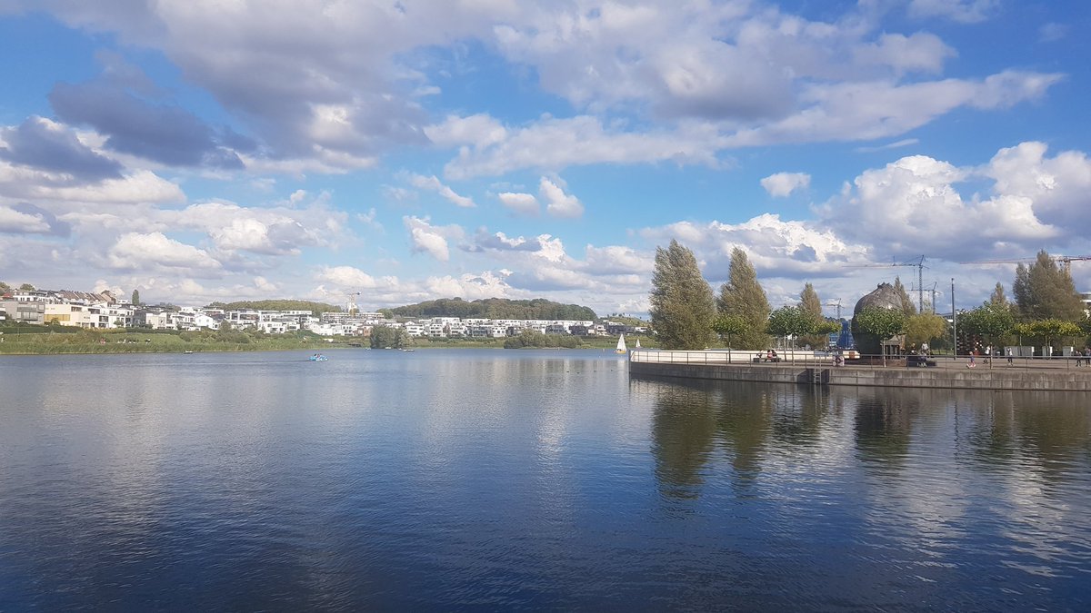 Nicole_Romi's tweet photo. Mother and daughter day with a walk at #PhoenixLake. ❤
#Dortmund 🌊⛵🌞⛅🏙 https://t.co/M3njgSfZ6I