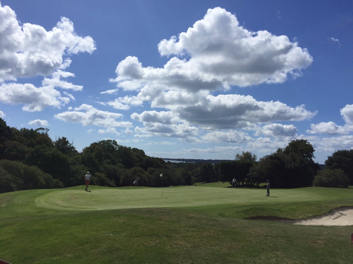 Championnat de Bretagne de ⛳️ sur le très beau parcours de Cornouaille ! <a href="/golfbretagne/">Ligue Bretagne golf</a>    <a href="/regionbretagne/">Région Bretagne</a> #bretagne #sports #golf