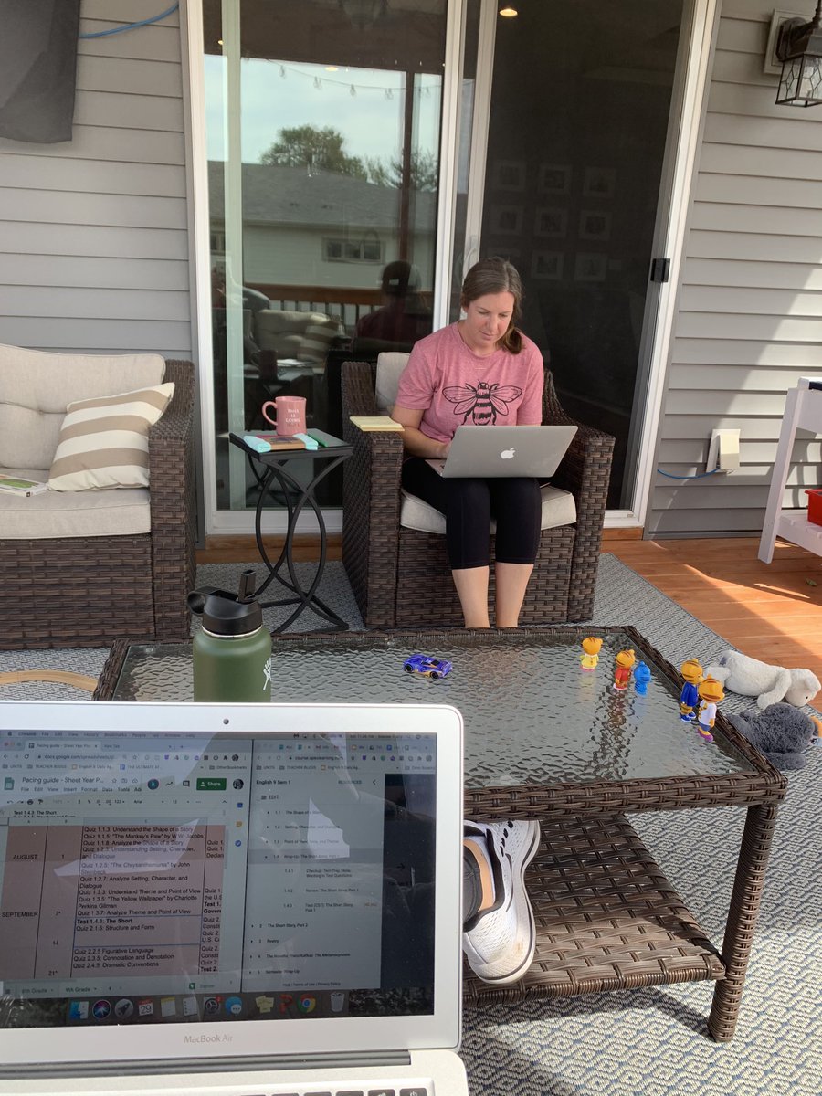 Mrs. Tracy tweet media