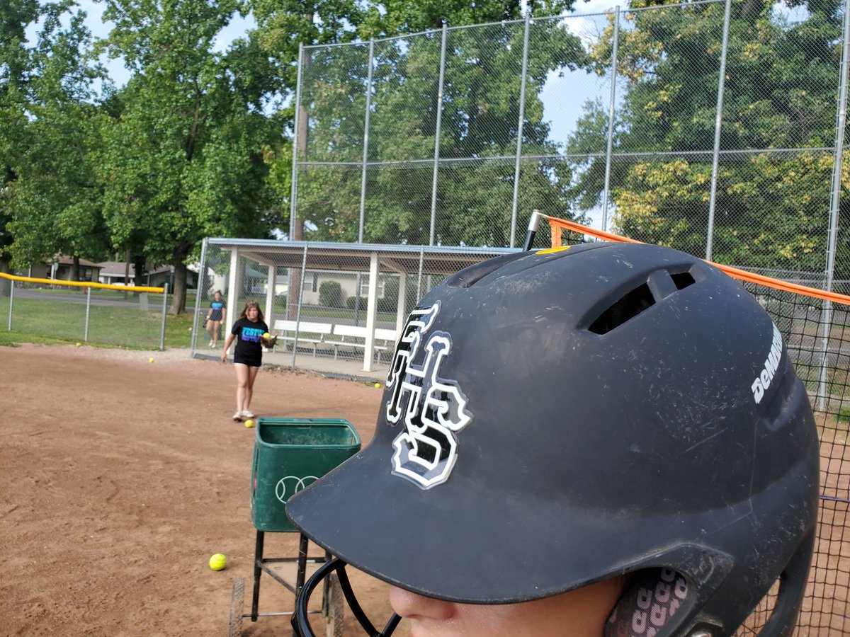 fhsvarsoftball's tweet photo. Morning BP on the Field at Sunset. Tigers open up Tues. HOME vs Farmington 430pm Senior Night @myleaderpaper @FESTUSAthletics @CityofFestus https://t.co/2BmbtgXfiG