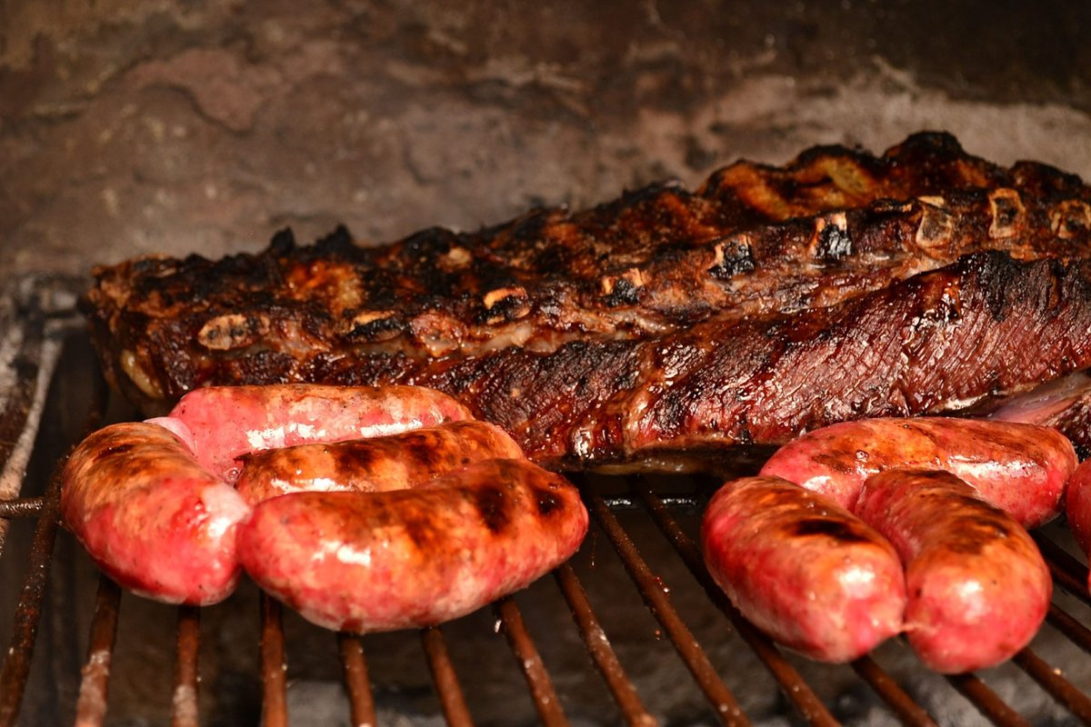 Asado. Enough said.
#argentina #buenosaires #visitargentina #visitbuenosaires #lifeinargentina #travelargentina #vacationplanning #argentinebarbeque #asado #travelinspiration