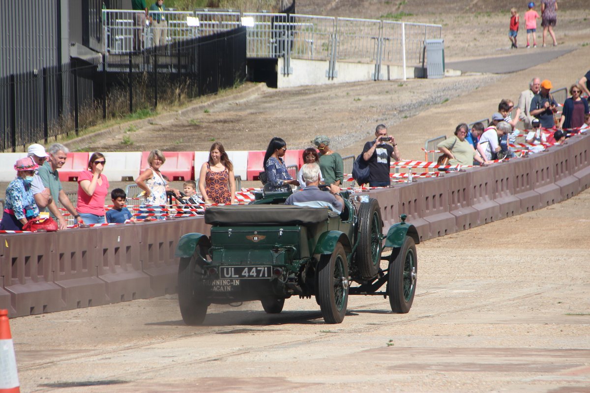 BrooklandsMuseu's tweet photo. Looking for things to do this #BankHolidayMonday? Weโre open and there are still timed-entry ticket available. Come meet our volunteers, watch the motoring demonstrations and get transported back in time.
Pre-booked online here: https://t.co/PVMB5PMons
#BackbehindtheWheel https://t.co/hg4GvowUjE