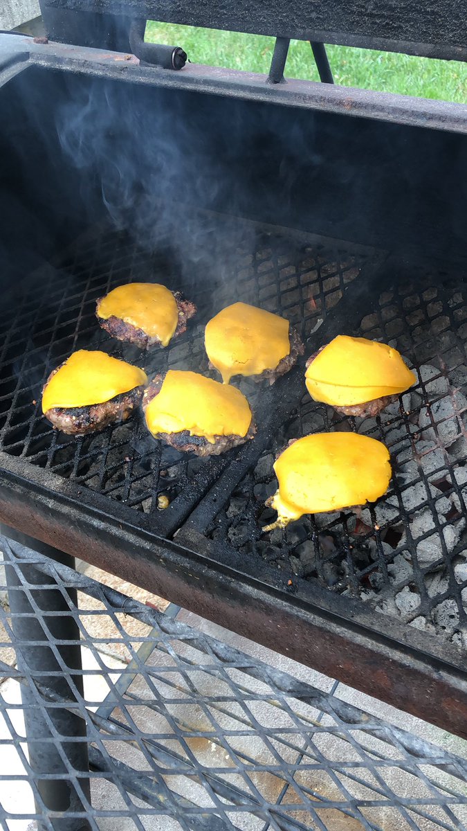 FourBoysDecoys's tweet photo. Cheddah Burgers! #makeemsmile https://t.co/BRCohIDWBs