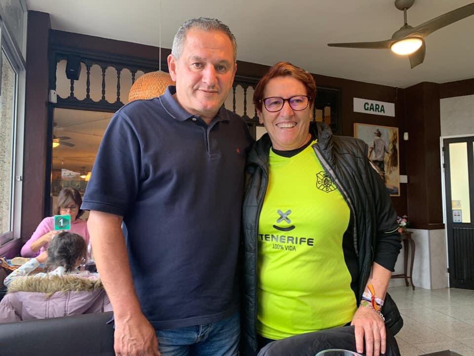 tonohernandezh1's tweet image. Estoy en shock! Tere, la incondicional de TETE , en las buenas y las malas, se nos ha ido... 😢 ... Tere , sigues con nosotros y nos ayudarás , el Heliodoro te echará de menos y yo muuuucho! La vida te debía más años con nosotros, ha sido una gran ... 🤬