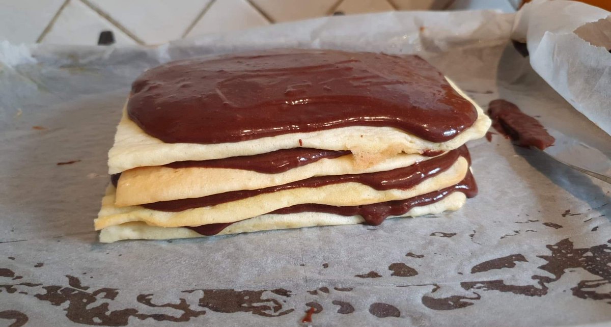BarnabasBalint's tweet photo. Another day baking! Today it was time for a Hungarian Dobos torta! Cukrászda opening soon perhaps...
#dobostorta https://t.co/IHRFMXUwXo