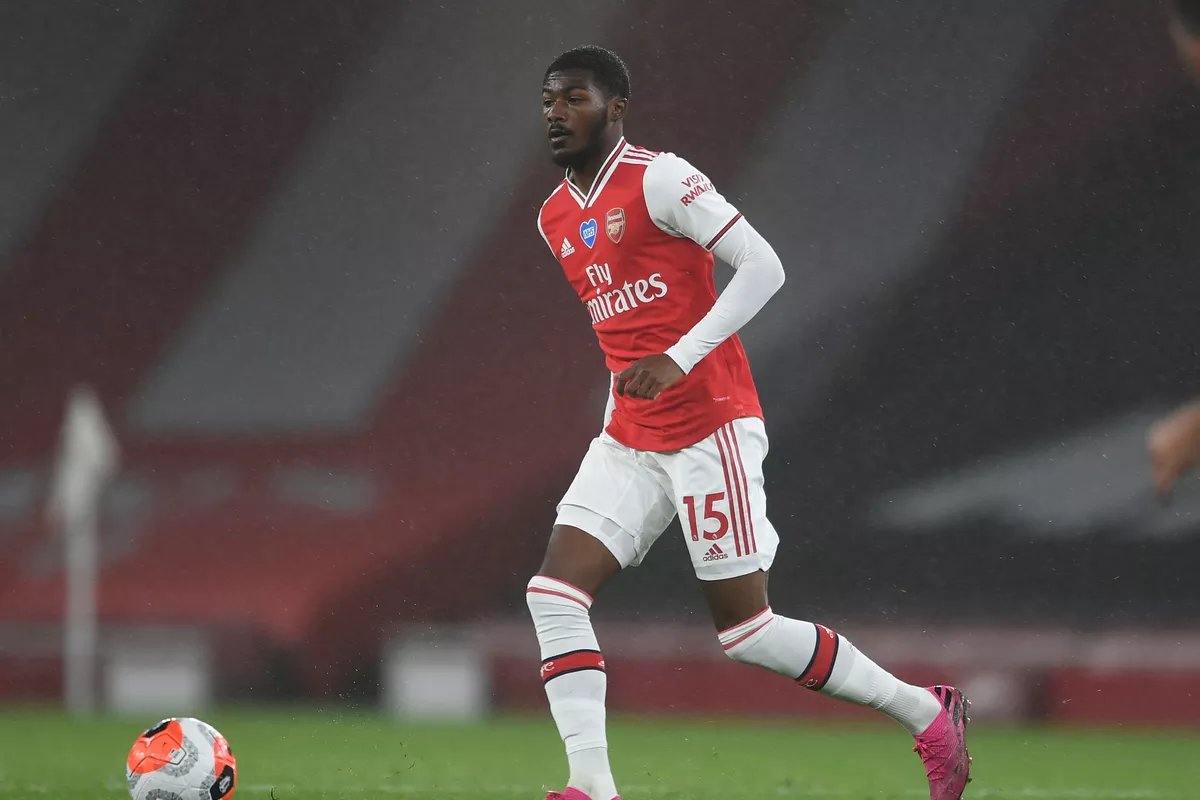 With the ball, AMN fell into a traditional LWB role alongside Tierney producing that 5-2-3 look, but with the ball, Arsenal transitioned out into a 4-3-3 seeing AMN come very central and Tierney bombing forward into a comfortable overlapping LB role to great success.