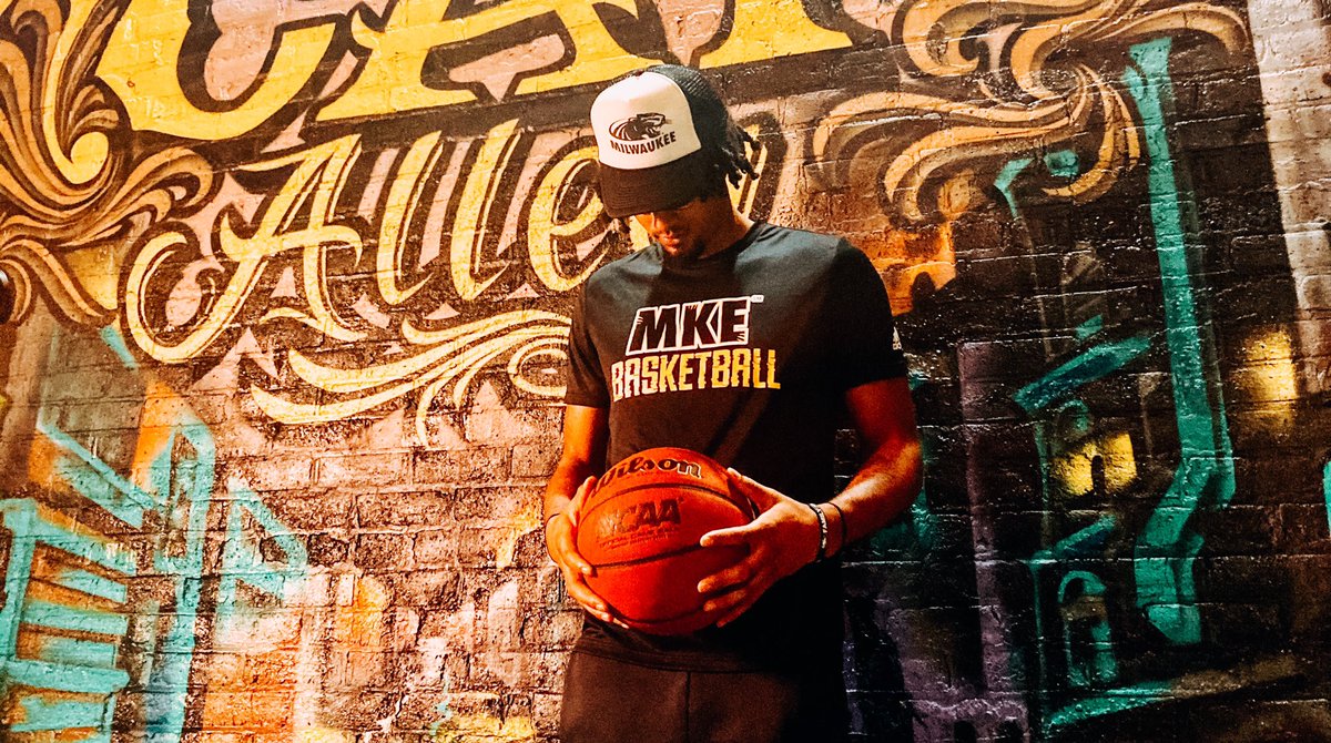 MKE_MBB's tweet photo. Excited to share some BTS of our intro video with @CubBearCreative! #UnitedWeRoar https://t.co/DVYB4r6rr2