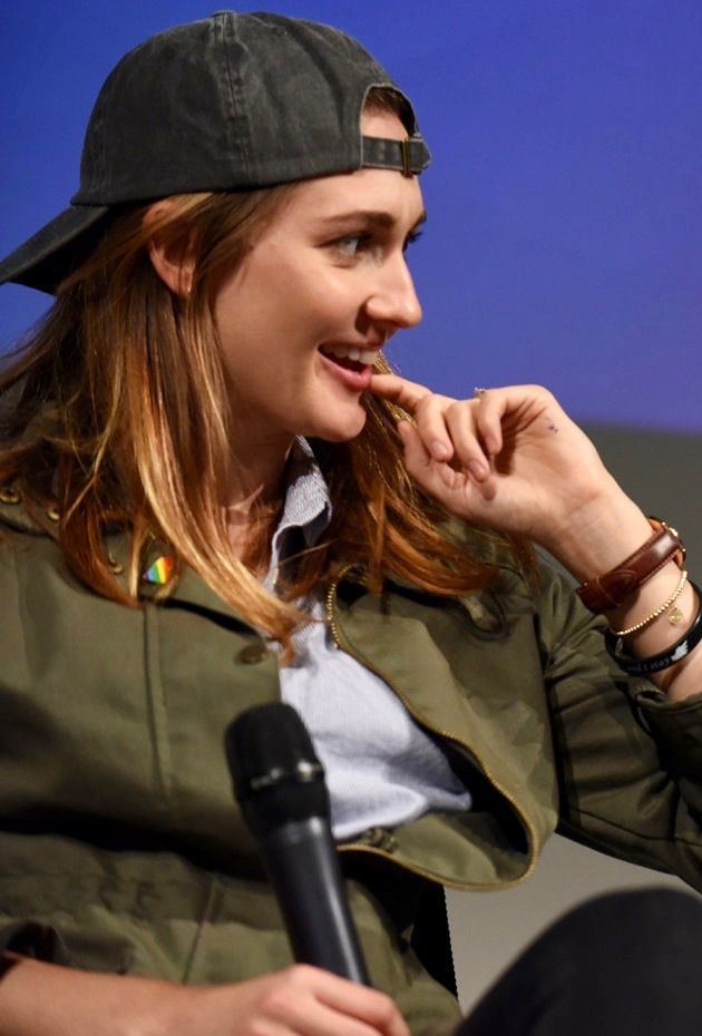 HaughtRayleigh's tweet photo. #KaturdayWE #WynonnaEarp https://t.co/OoxnCHyWam