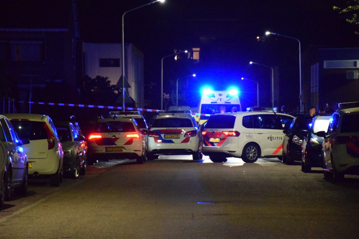 Veel politie op de been na steekpartij in #Venlo..