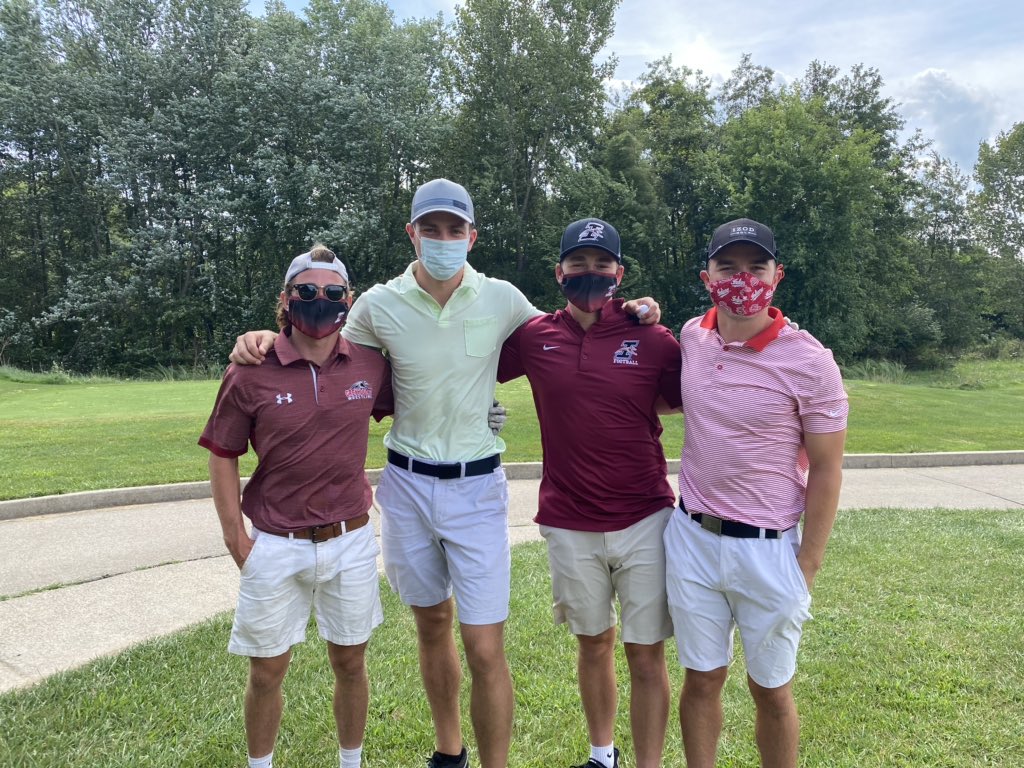 UIndyWrestling's tweet photo. Team Northside getting ready to tackle Hole 4! @nick__brady https://t.co/1YRP2KfpcP