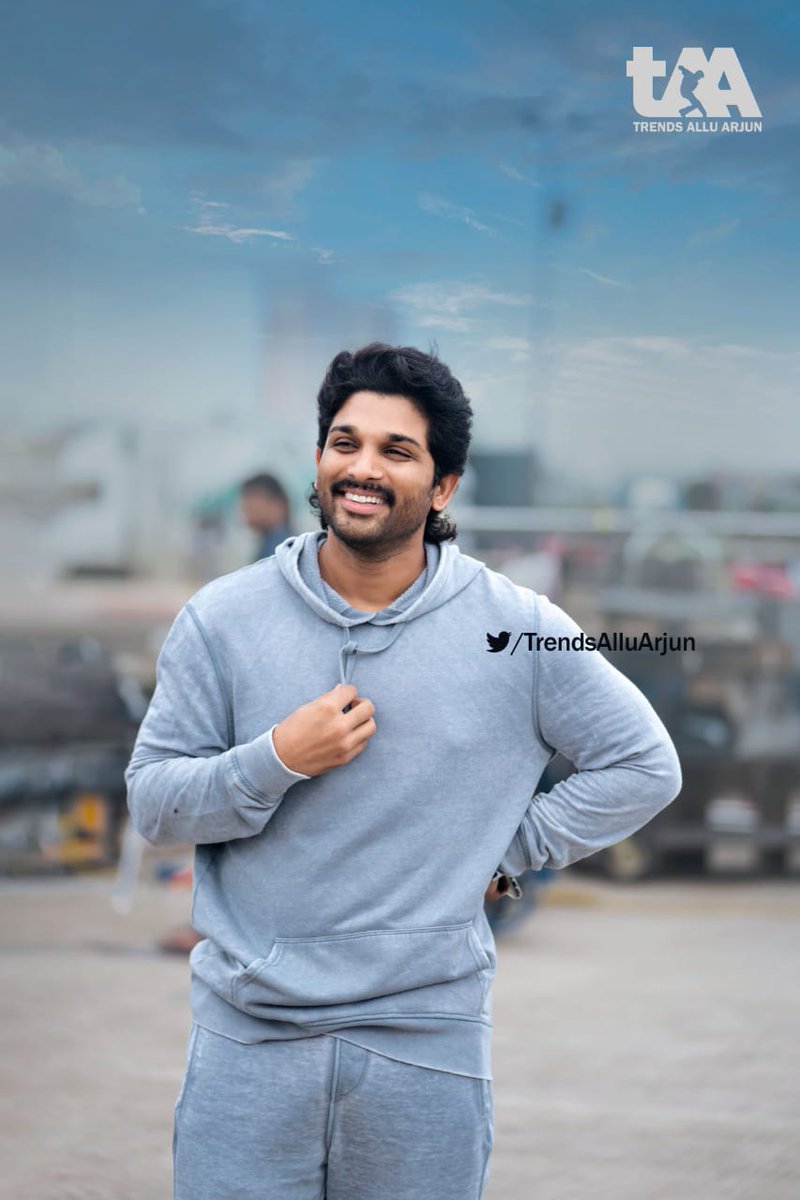 AlluSuda6's tweet photo. 8M kadhu konchep speed penchithe anukunna targetni minchi kodatham 🔥
#IndianStyleIcon
@alluarjun https://t.co/bNveQA4Awn