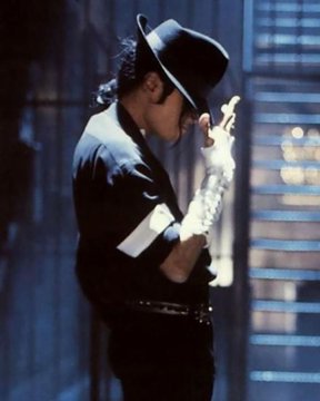Le monde célèbre Michael Jackson à l'occasion de ce qui aurait été son 62e anniversaire. EgnCC3gXcAEjUMP?format=jpg&name=360x360