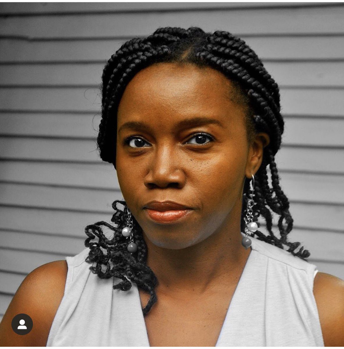 _simplicity_uk's tweet photo. The formidable and brilliant Rumbi Katedza, founder and executive director of Mai Jai films, Zimbabwe, in #consciousconversation @_simplicity_uk #SheLeads #femalefilmmakers #womeninfilm
@HivosWiL @unwomenafrica
@madzimuret
@UN_Women
@WCOZZIMBABWE
@GMCZimbabwe
@sallyncube https://t.co/hqguEYMPSQ