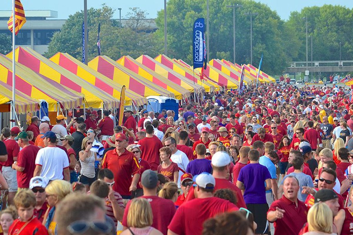 Barstool ISU tweet media