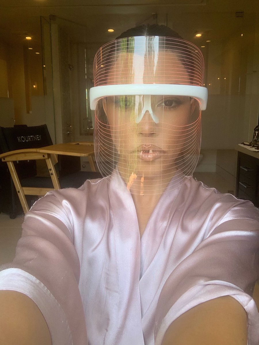 DMH Aesthetics LED Light Shield Mask - munimoro.gob.pe