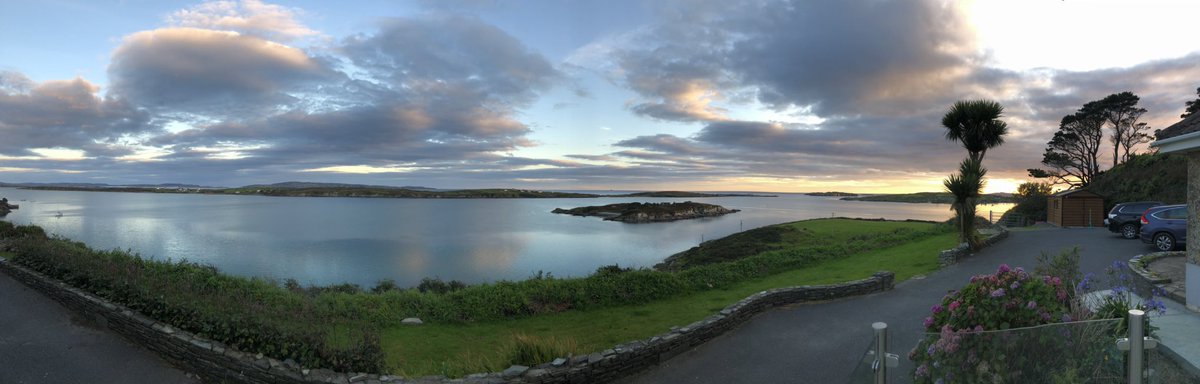 paulmknally's tweet photo. Sunset at Colla, the end of Summer ☹️ https://t.co/fYT5PthloC