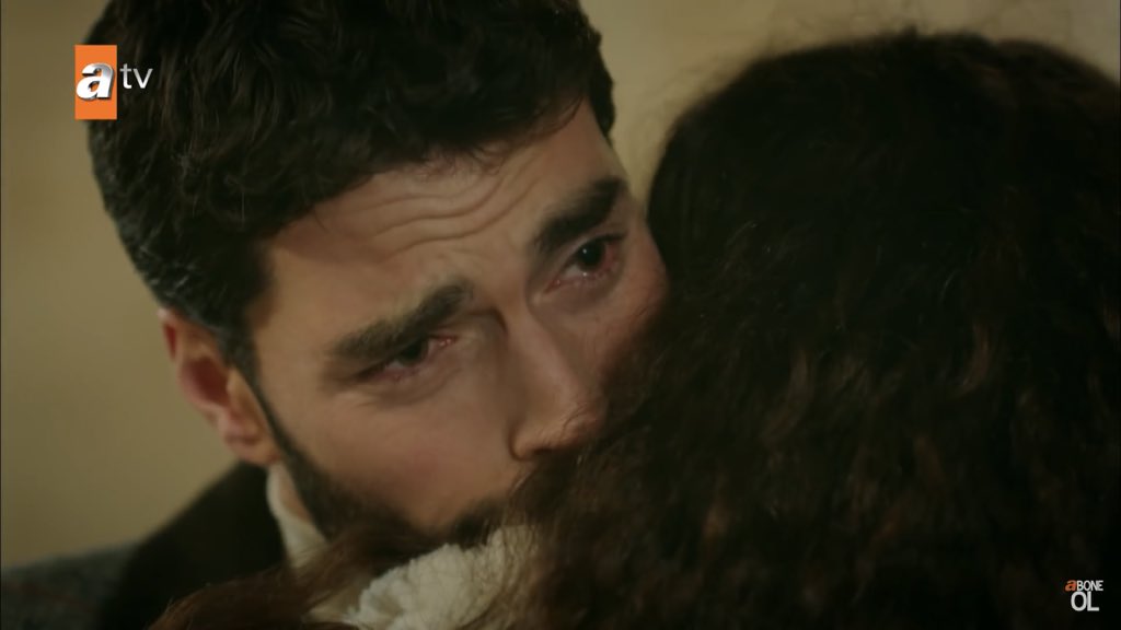 *Azize’s inner voice * :What the hell I’m seeing?This Reyyan is very powerfulI should not have let him marry her.. #Hercai  #ReyMir #EbruŞahin  #AkınAkınözü