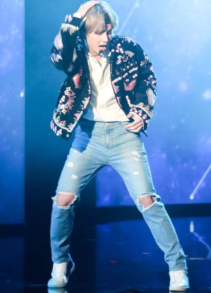 Thread by @sexctaekook, Taehyung long beautiful legs appreciation ...