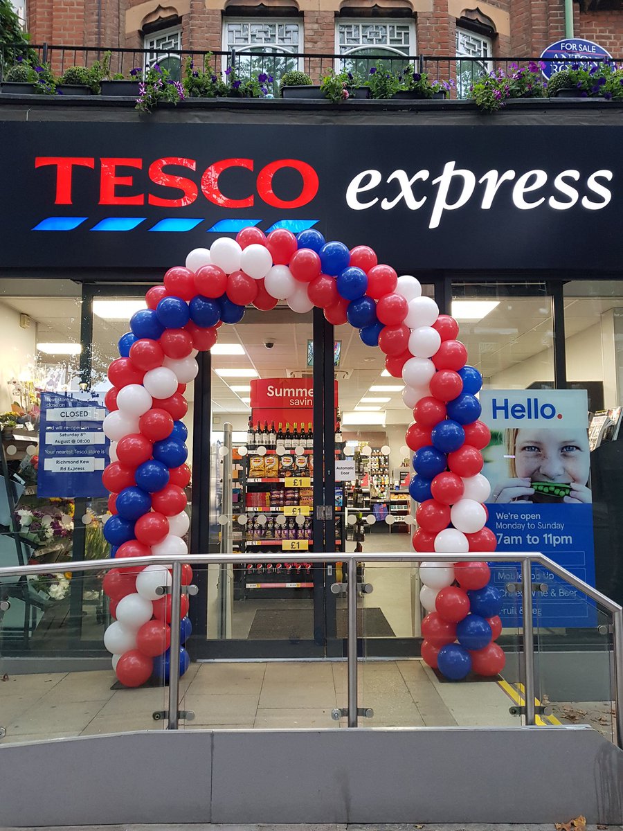 Partymoods's tweet photo. At Partymoods Events we love to help a wide array of businesses #celebrate special occasions. Our bespoke #balloonarches 🎈 always help to get your brand noticed and make your customers feel special as they walk through your doors! @Tesco #everylittlehelps https://t.co/BWU401zH6b