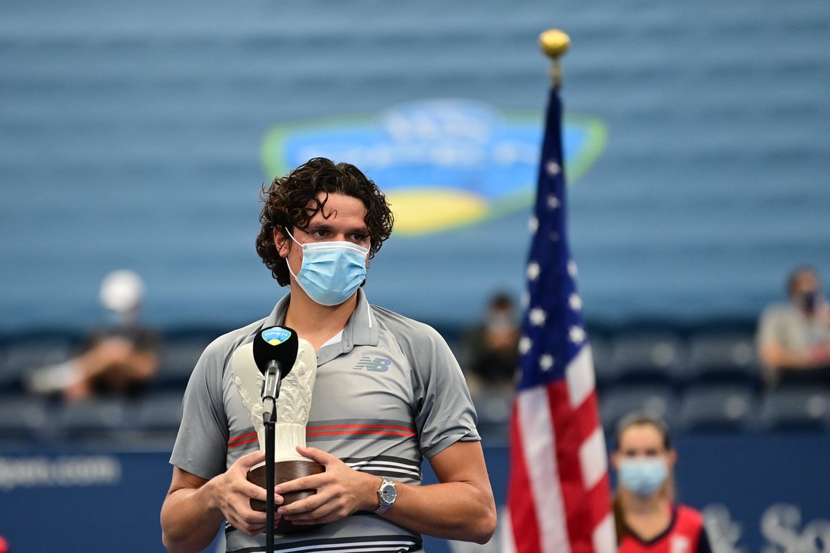 CincyTennis's tweet photo. Incredible week, @milosraonic 🙌

Take a bow!

#CInCyTENNIS https://t.co/EBGyXD5dj8