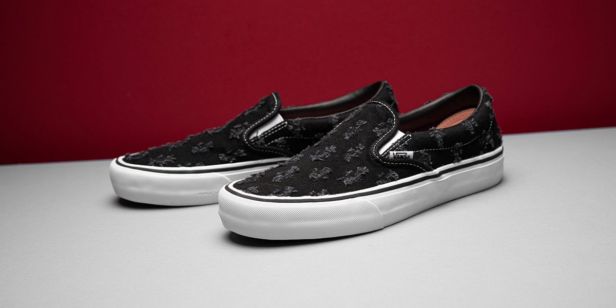 vans slip on stadium