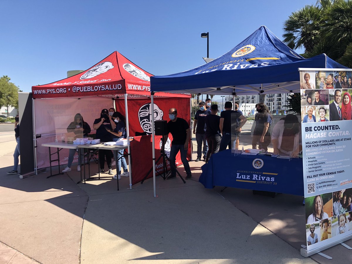 AsmLuzRivas's tweet photo. Thank you Pueblo y Salud for partnering with my office, and for spearheading these #Census Pop-up stations in our community so we can get the word out on the #2020Census! Let’s bring much needed resources to the #NESFV! #AD39 https://t.co/zgKGixNn2M