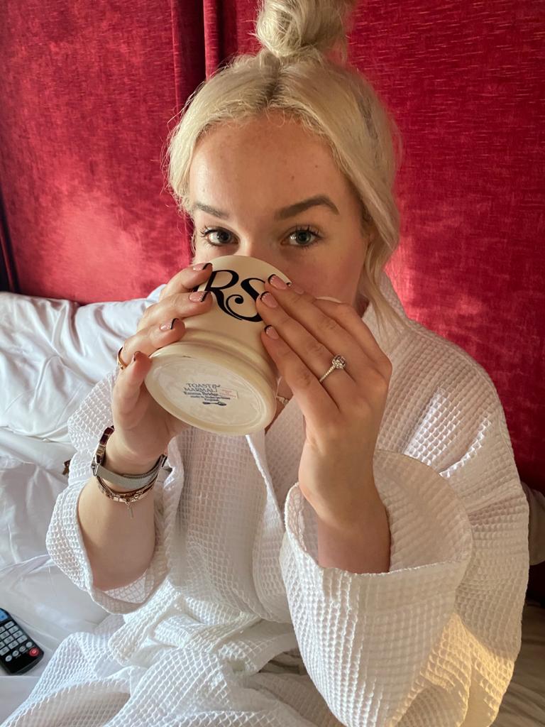 smith_a_jess's tweet photo. Turned 26 on Tuesday, passed my PhD viva on Thursday, and after 8 years of growing up together, I became the future Mrs Thomas on Friday. Finally some good news after many tough years. Very grateful for everybody I’ve crossed paths with. @sgwthoma. I could not be any happier. https://t.co/mz4dbbE9LH