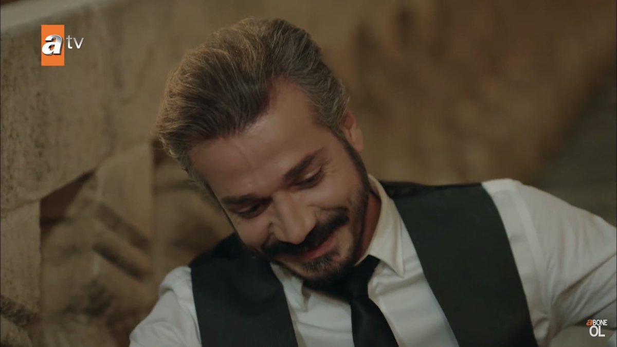 * Firat’s inner voice* :Thank God Reyyan finally accepted to marry him! I could no longer handle his crazy ass Now I can live in peace! #Hercai  #ReyMir #CahitGök  #AkınAkınözü
