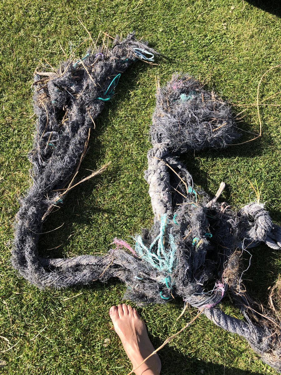 SuilanSpink's tweet photo. #SaturdayMotivation was to #clean #microplastic catchment #cove along this #beautiful #beach 2 sacks 4 months . Today 15.2kg brought #home The rope was 6.1 .. #disintegrating ton #plastic bag every #coast #SummitToSea #TakePlasticOut any chance you get @2minbeachclean @Feorlean https://t.co/xReLYU8n96