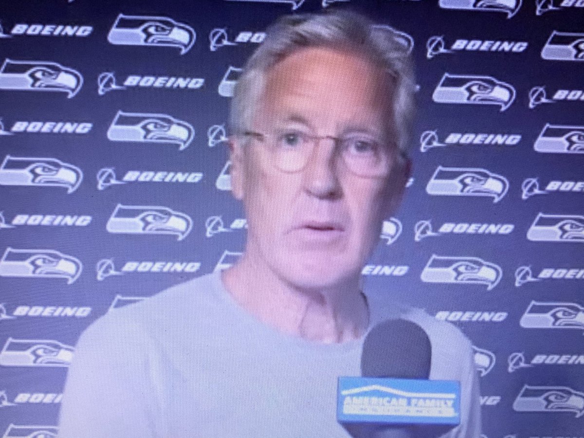 gbellseattle's tweet photo. Pete Carroll calls on Americans for a “sixty days to march, a commitment to vote” nationally Nov. 3. 

Extraordinary press conference from an NFL coach right now. #Seahawks https://t.co/0QVEx9cCIo