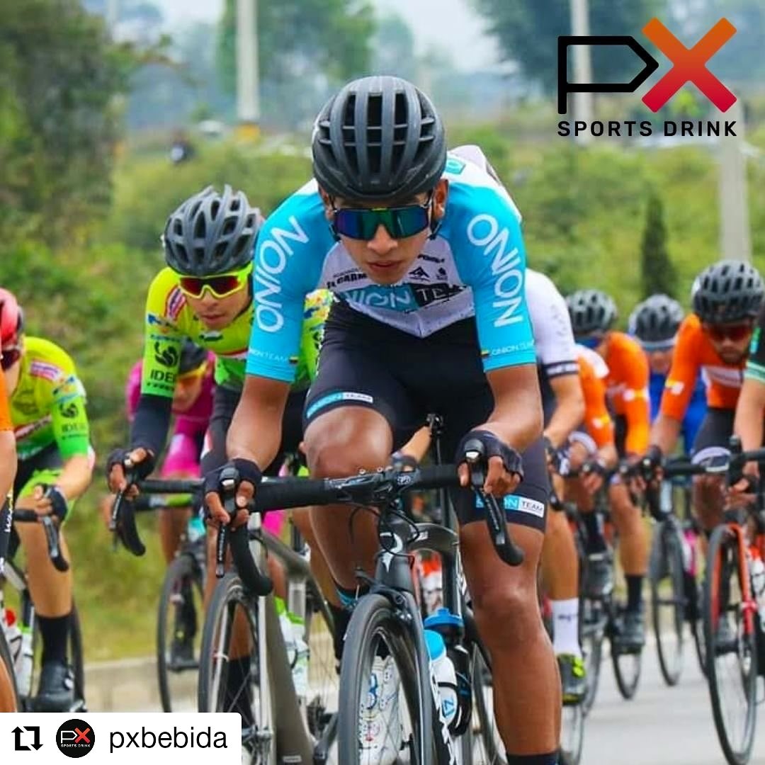JulianV1499's tweet photo. Pasamos por momentos diferentes y tenemos que reinventarnos!

Hoy les ofrezco los productos de @pxbebida son excelentes para el entrenamiento, aportan hidratación, recuperación y energía... escríbeme por interno 😉

Gracias https://t.co/OmY3K4iUy6