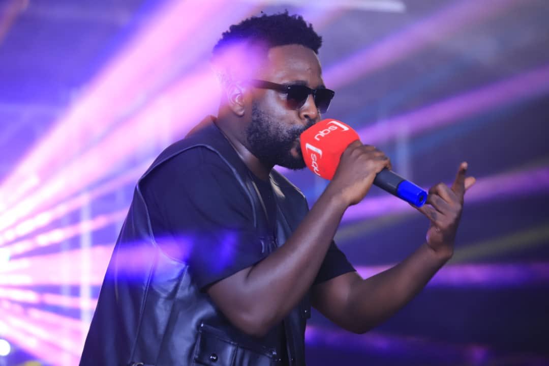ntegeham's tweet photo. #NBSSNL it’s 🔥🔥🔥 right about now https://t.co/vzn838FfMI