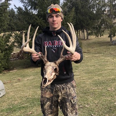 jakethehunter12's tweet photo. #NewProfilePic https://t.co/5wKLDdNXeh