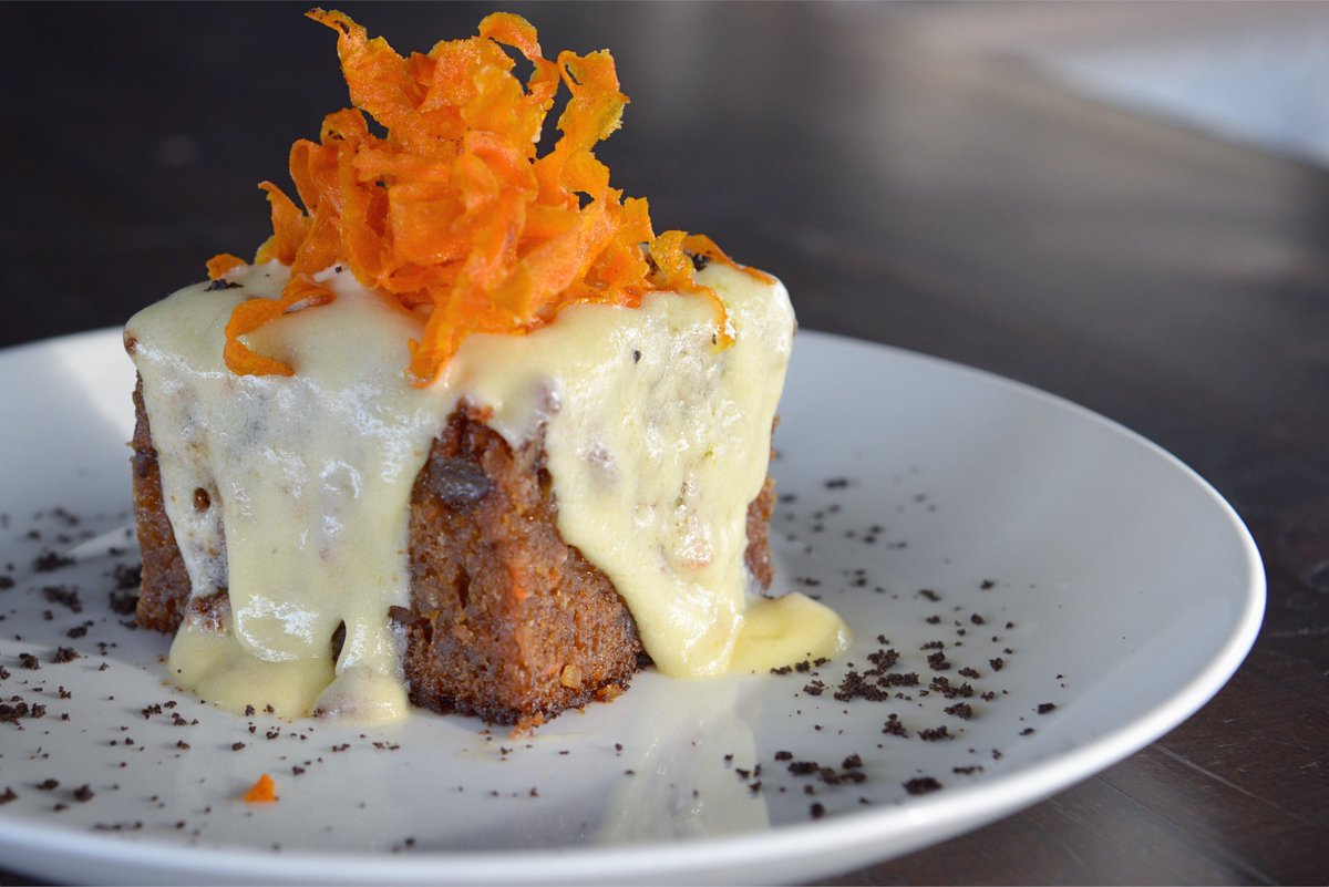 Can’t resist our desserts? Making dinner reservations is a piece of cake! Secure your table at killensstq.com. #killensstq #carrotcake #dessert #houstontx