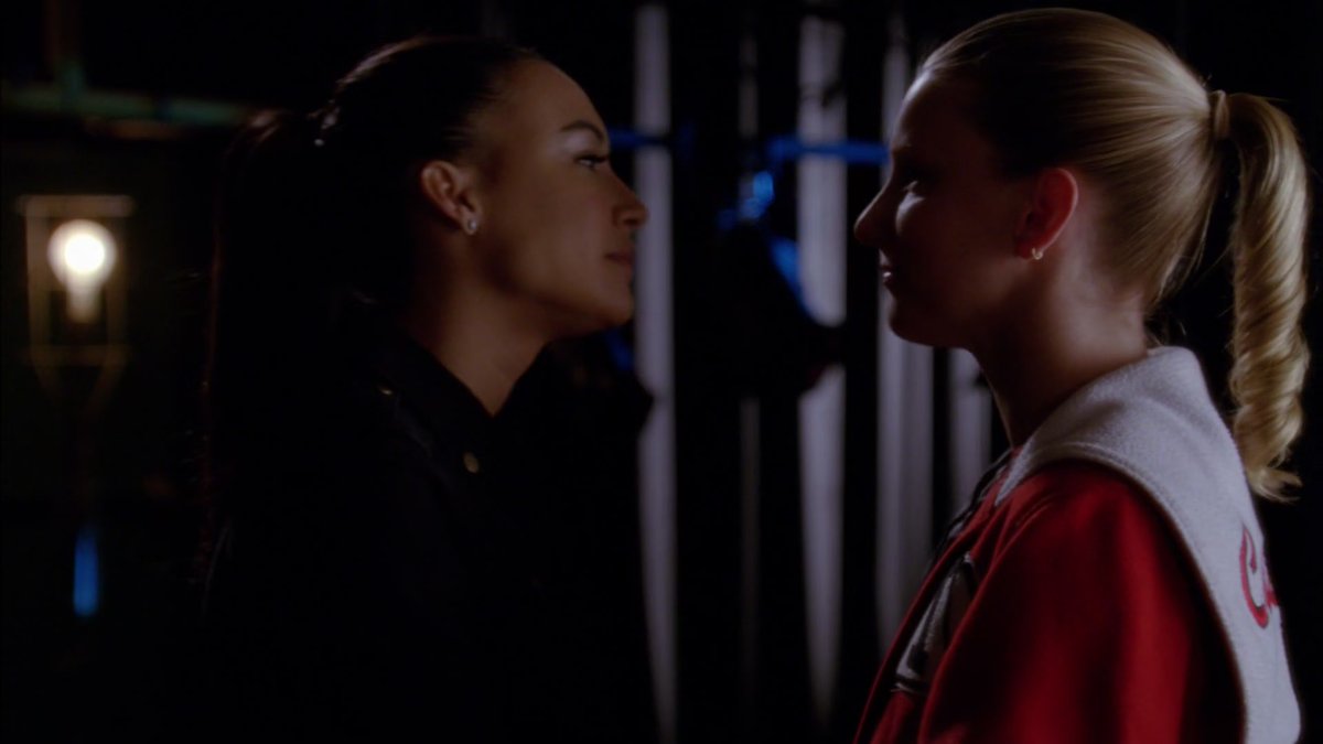 15. diva (s4 e4) 7/10 nutbush city limits, make no mistake, brittany encouraging santana to follow her dream and then kissing her even though she was with sam that’s it that’s the review .
