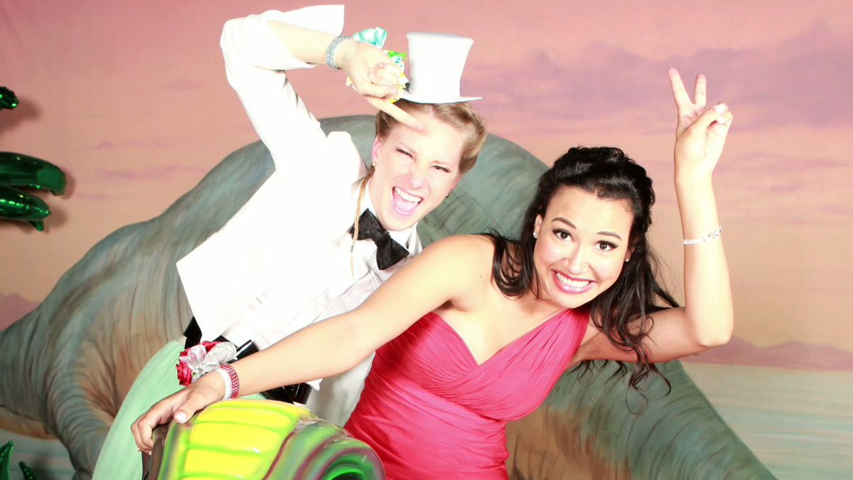 12. prom-a-saurus (s3 e19) 7/10 there’s not much to say about this like i said i love all the prom episodes.. points lost for rachel’s anti prom and brittana not being prom king and queen but points for brittany tux-dress content and dinosaur gcv 