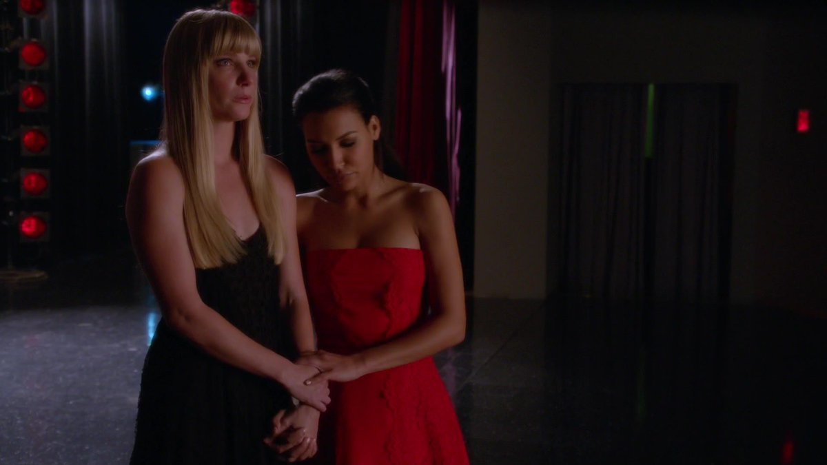 21. what the world needs now (s6 e6) 9/10 this episode was so brittana heavy omg we also got one of brittany’s best songs ever and alfie so points for that and the abuela storyline revisit was so interesting to watch. plus at the end we got domestic brittana i loved it sm