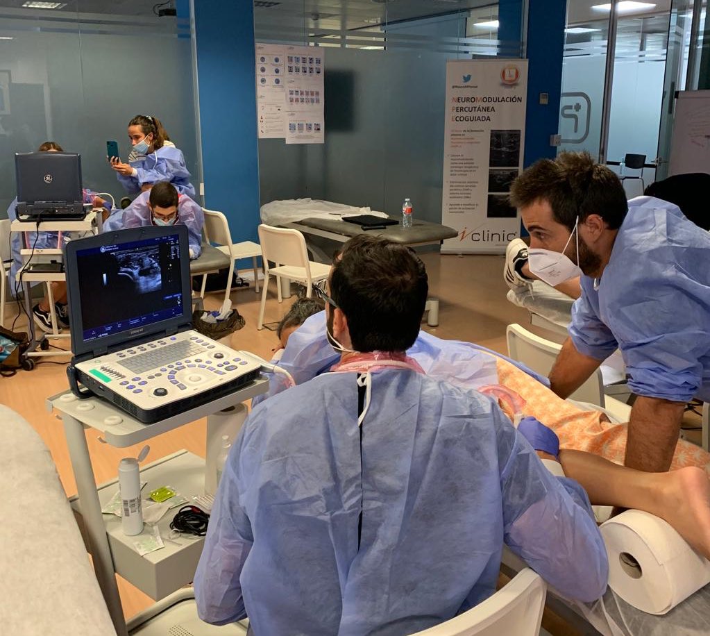 MOFI_FT's tweet photo. ¡Jornada intensa en el primer fin de semana del módulo de #neuromodulaciónpercutaneaecoguiada #nmpe con #Davidalvarez @FisioOceano @primfisio
Finalizando agosto y nuestros alumnos con la misma fuerza e ilusión que el primer día...¡digno de admiración! @JAMUrrialde @MVClinic https://t.co/syFC6OZJNt