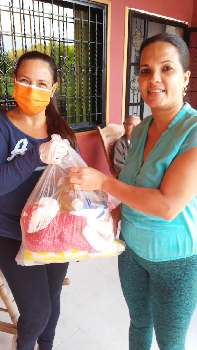 AccrevenT's tweet photo. Mi mayor satisfacción dentro de esta hermosa familia Accreven Táchira es esta. Llegar a ustedes y generar sonrisas. https://t.co/Hqb66ZZa5Z