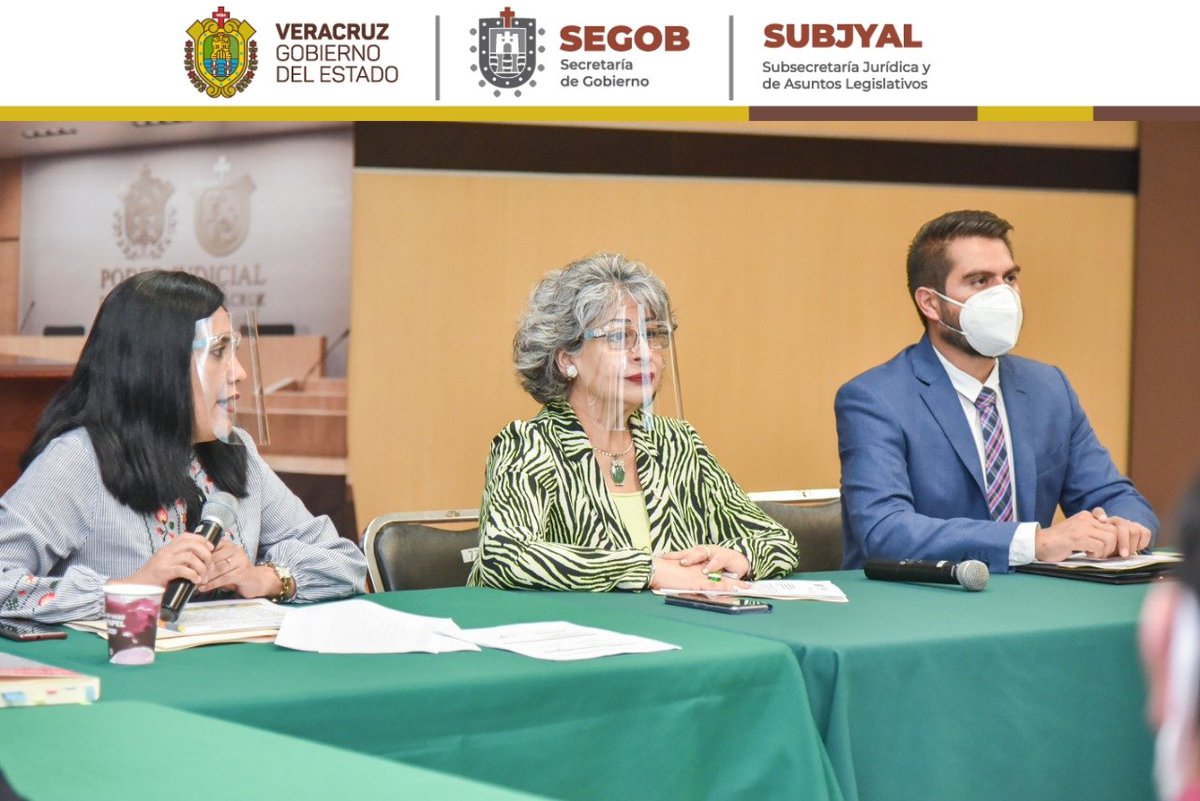 subjyal's tweet photo. Como parte de las encomiendas de la @subjyal, Diego Castañeda, Subsrio. Jurídico, participó en la "Mesa de Trabajo de la Reforma Laboral".
Estuvieron presentes Sofía Martínez, Presidenta del @TSJVer y Diana Aróstegui, de #STPSyP; entre otros servidores.
#SEGOBVer #SUBJYAL https://t.co/I02Bf1Tscs