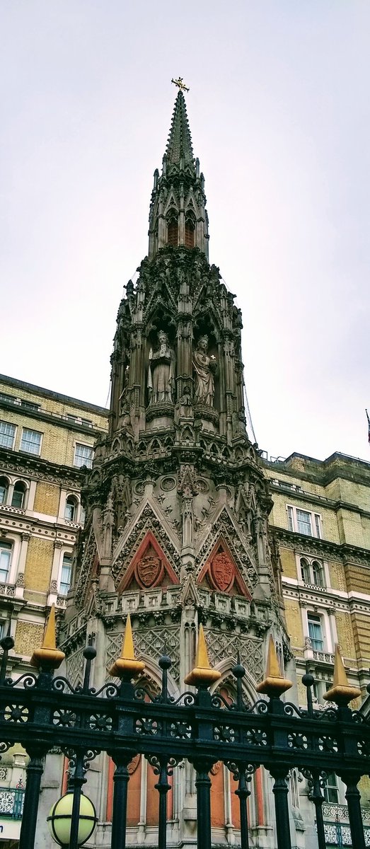 Here's Queen Eleanor on the replica Eleanor Cross outside  @NetworkRailCHX  #womenstatues