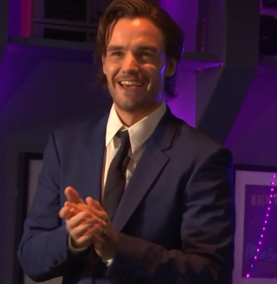 sumalangityawa's tweet image. LIAM IN A SUIT. THAT'S THE TWEET. 

#lpshowact2 #LPSHOW2 #HappyBirthdayLiamPayne