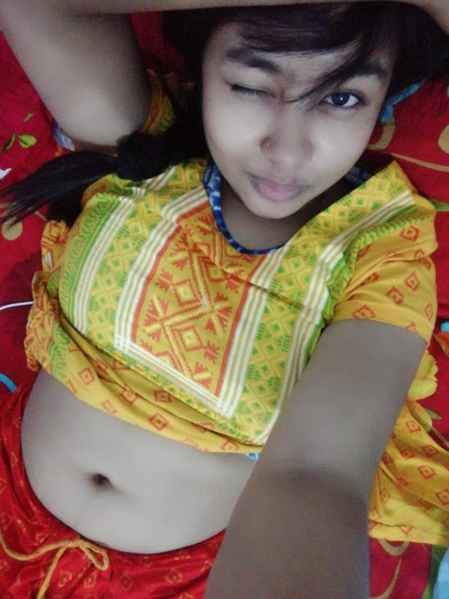 ফোন সেক্স = ৫০০
ইমু সেক্স = ১০০০ টাকা
আমার সাথে কাজ করতে চাইলে এখনই কল দিন... 01318976027