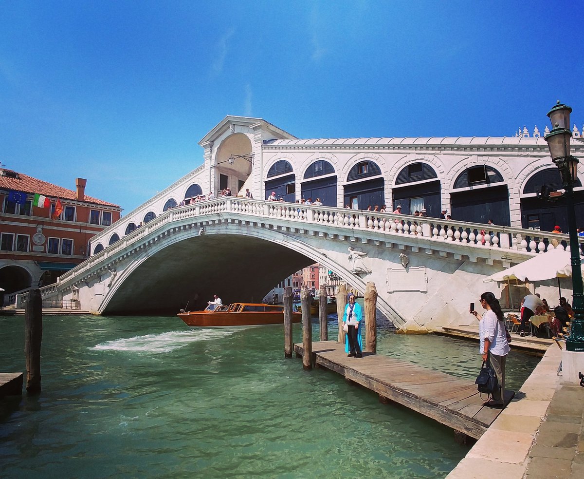 VDVIAJE1's tweet photo. Venecia Italia.
https://t.co/mxD3PLyPxe https://t.co/Fw2cNaUcSe