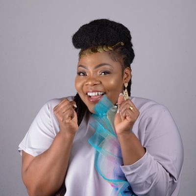 campuspopgh_'s tweet photo. Gospel Song Of The Year: Celestine Donkor @gospelsoja 🎶

#VGMA21 #VGMAonTV3 #VGMA2020 #DareToRivet https://t.co/6pno3sQbeC