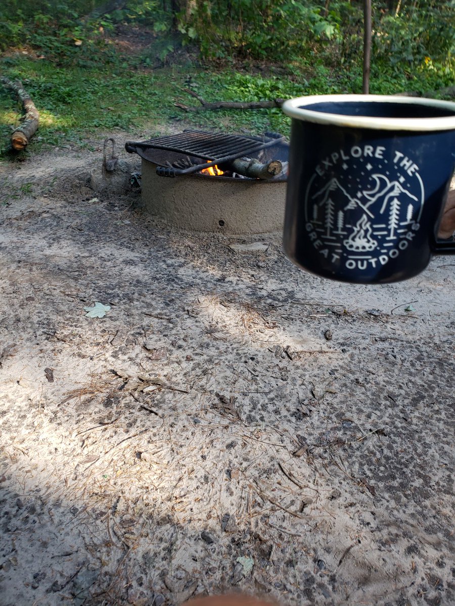 bjwaves17's tweet photo. @nbated Listening at Black River Forest campground.  #GoBucks https://t.co/qlb4RtFFIN