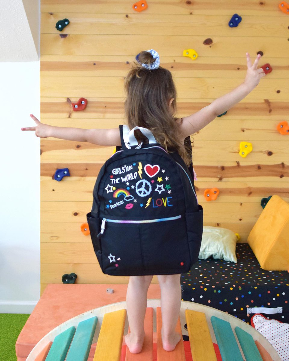 StateBags's tweet photo. Our best-selling Girl Power bag + the rock wall in her playroom feels right... 🎯#GiveBackPack https://t.co/8k9SOMyh2v https://t.co/XrlkGIGjnr