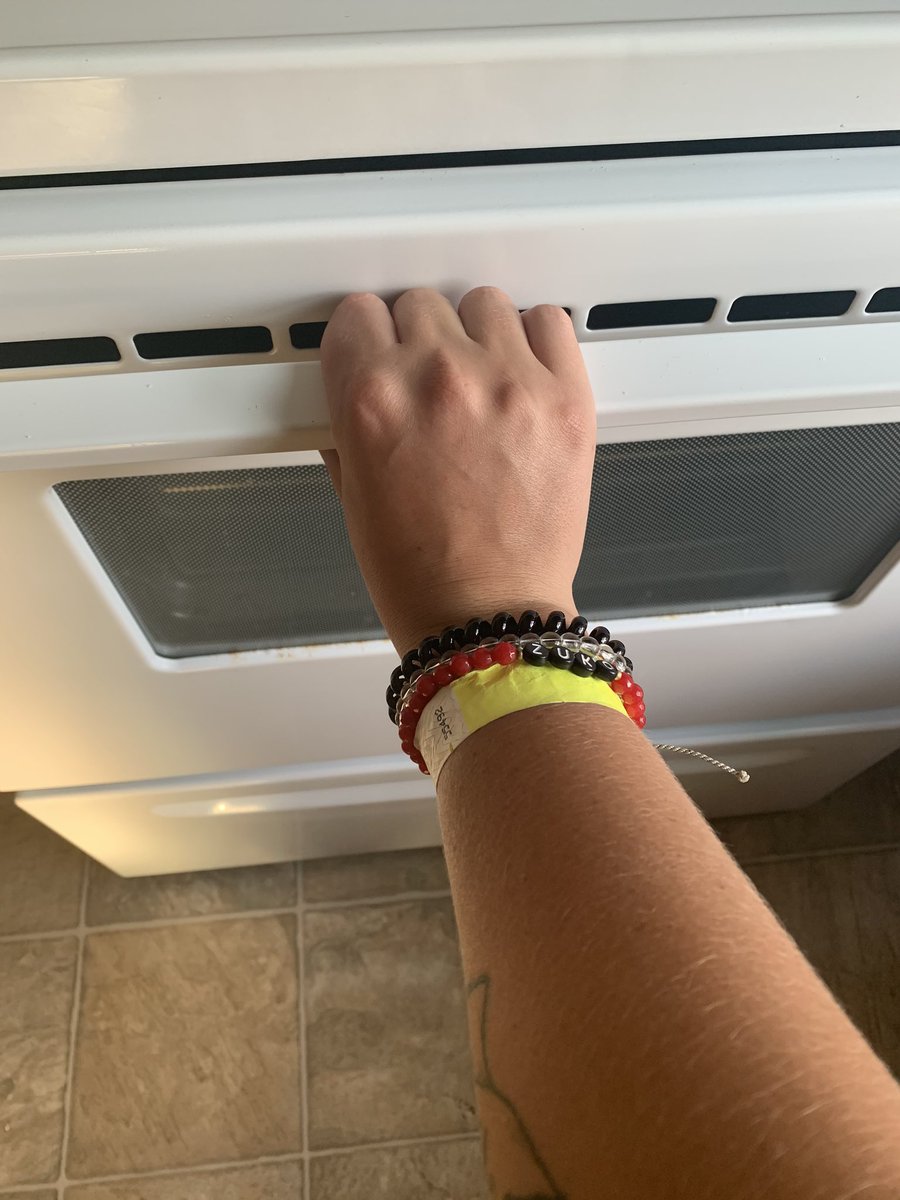 chrrrythrill's tweet photo. Omg i got barricade!!!! Where are you guys?? https://t.co/lLoP8mCNtr
