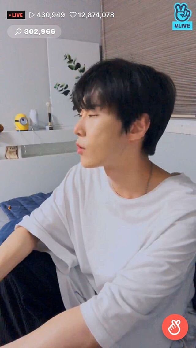 a thread of this doyoung because i have too much doyoung on my phone